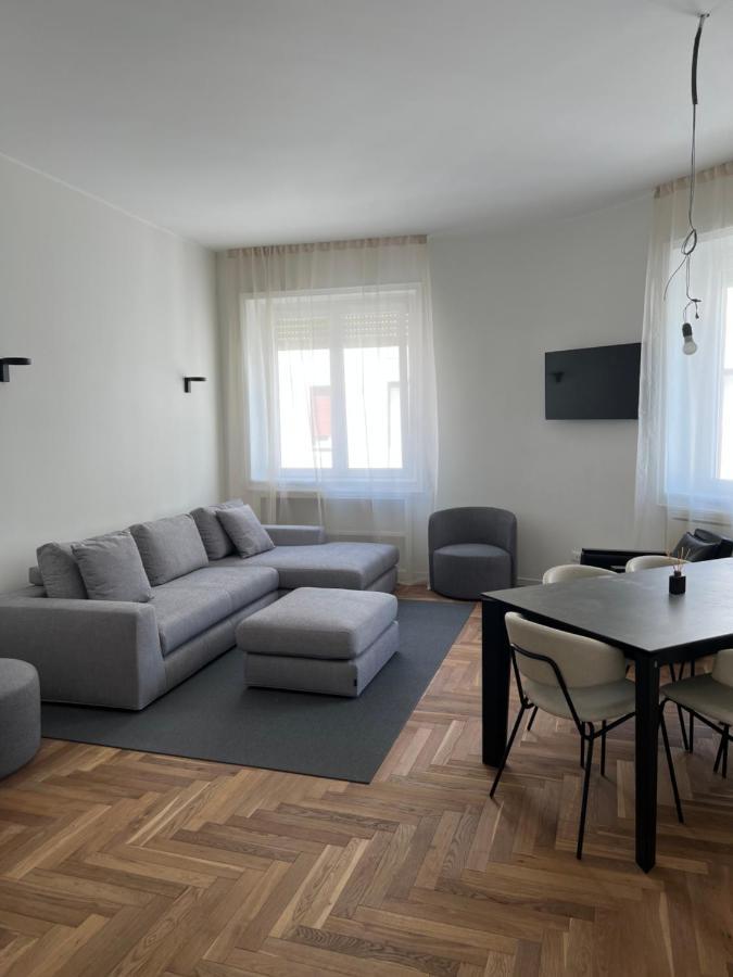 Milano: Bellissimo Appartamento In Pieno Centro Екстериор снимка
