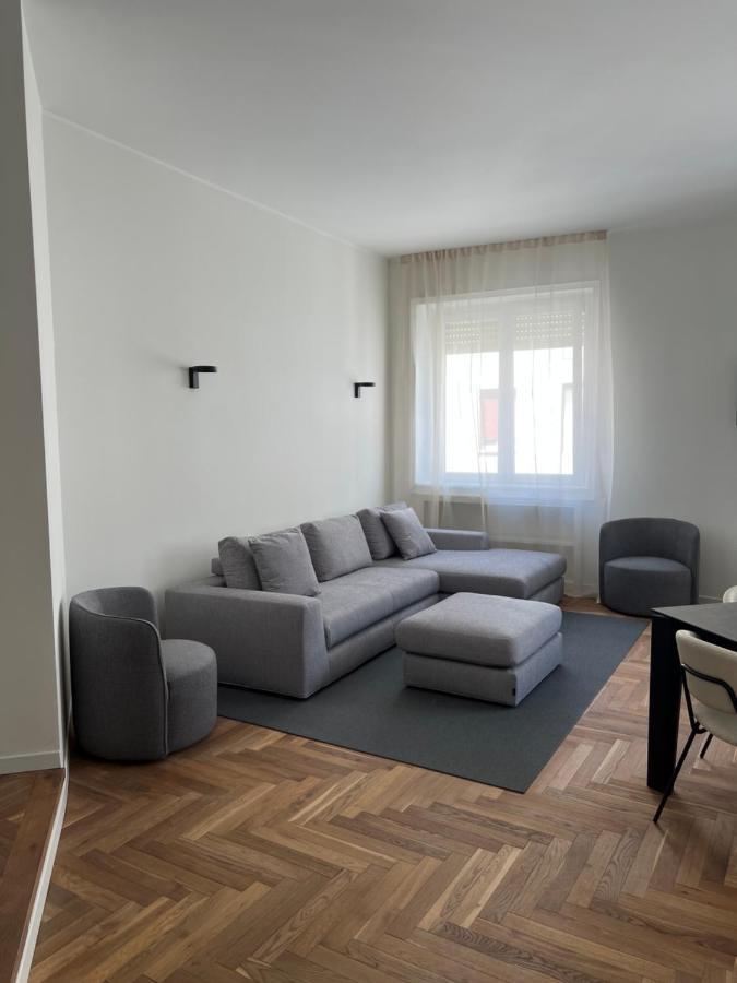 Milano: Bellissimo Appartamento In Pieno Centro Екстериор снимка