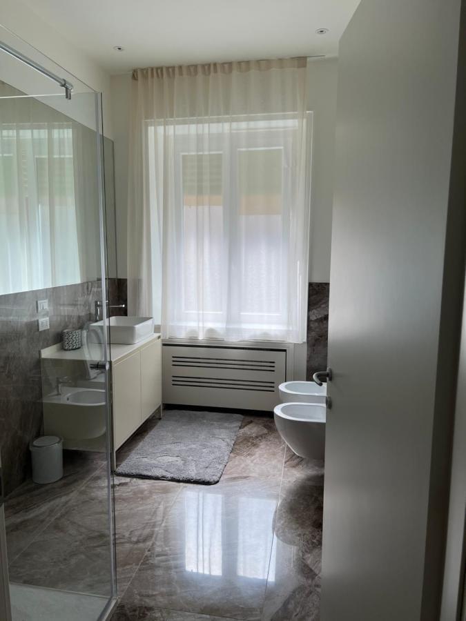Milano: Bellissimo Appartamento In Pieno Centro Екстериор снимка