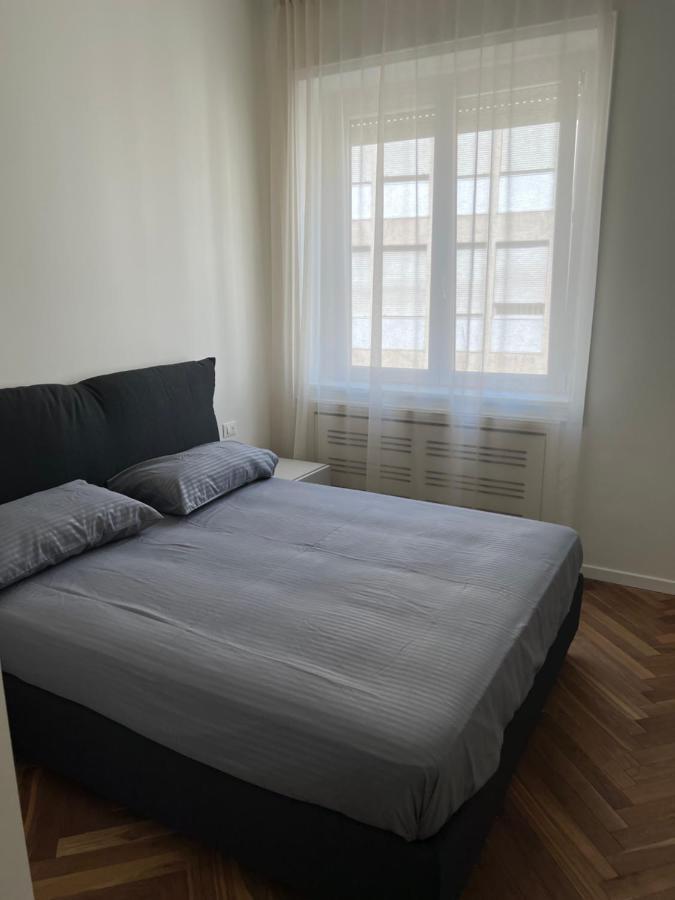 Milano: Bellissimo Appartamento In Pieno Centro Екстериор снимка