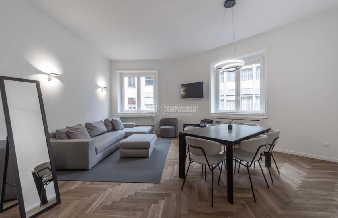 Milano: Bellissimo Appartamento In Pieno Centro Екстериор снимка